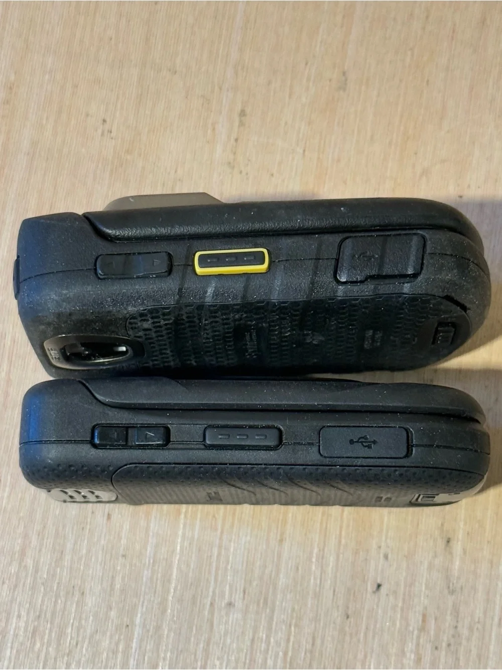 2-Kyocera DuraXT E4277-E4210 Blk & Silver (Sprint) Flip Phones UNTESTED Read Blw